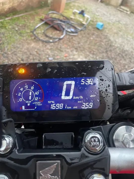 Honda CB 300F 2023 - Foto 6