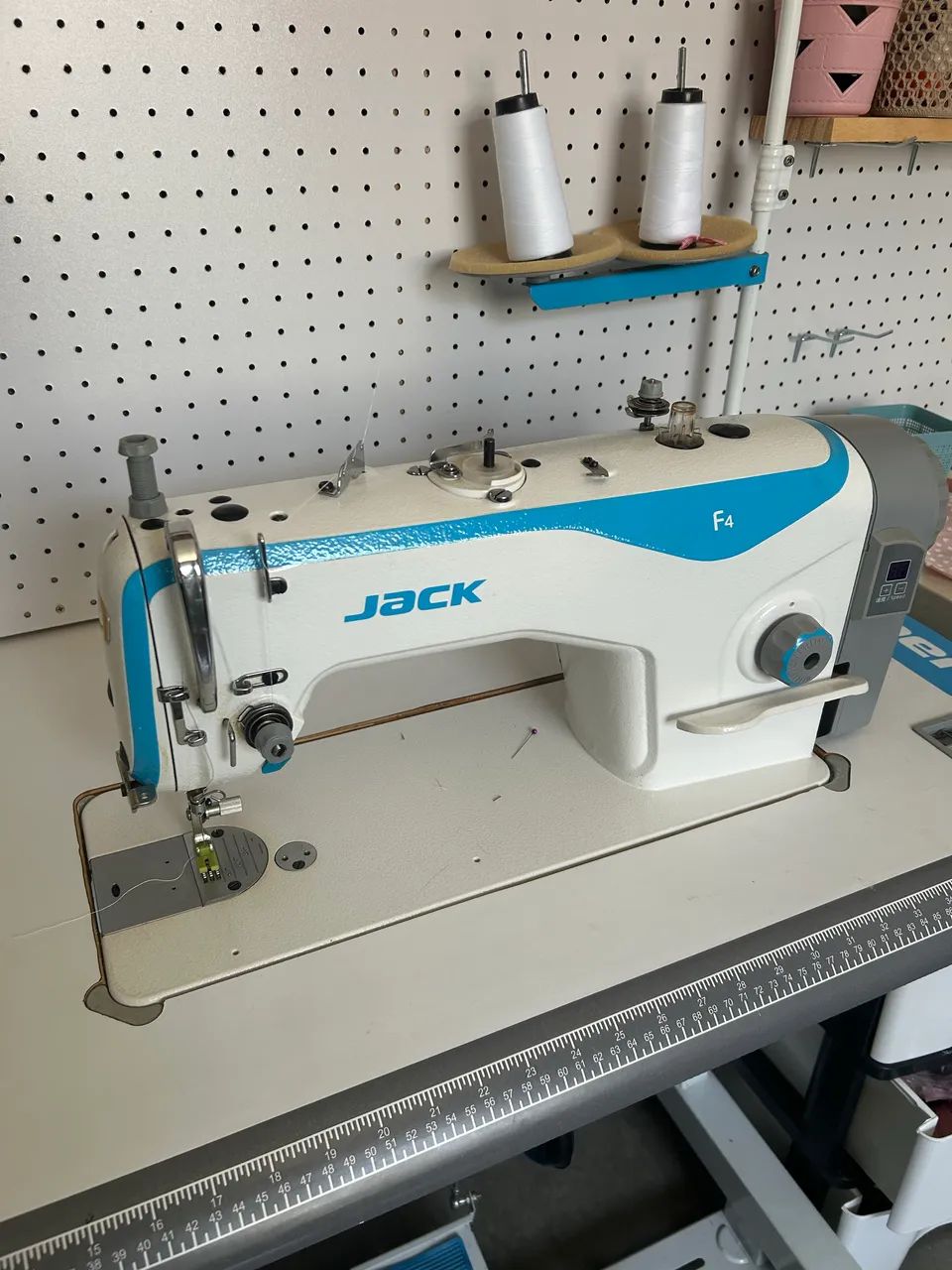 Vendo máquina Jack F4