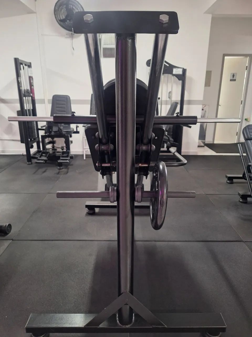 Hack agachamento  - Foto 5