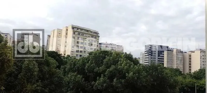 LARGO DO MACHADO - SALA COMERCIAL - METRÔ
