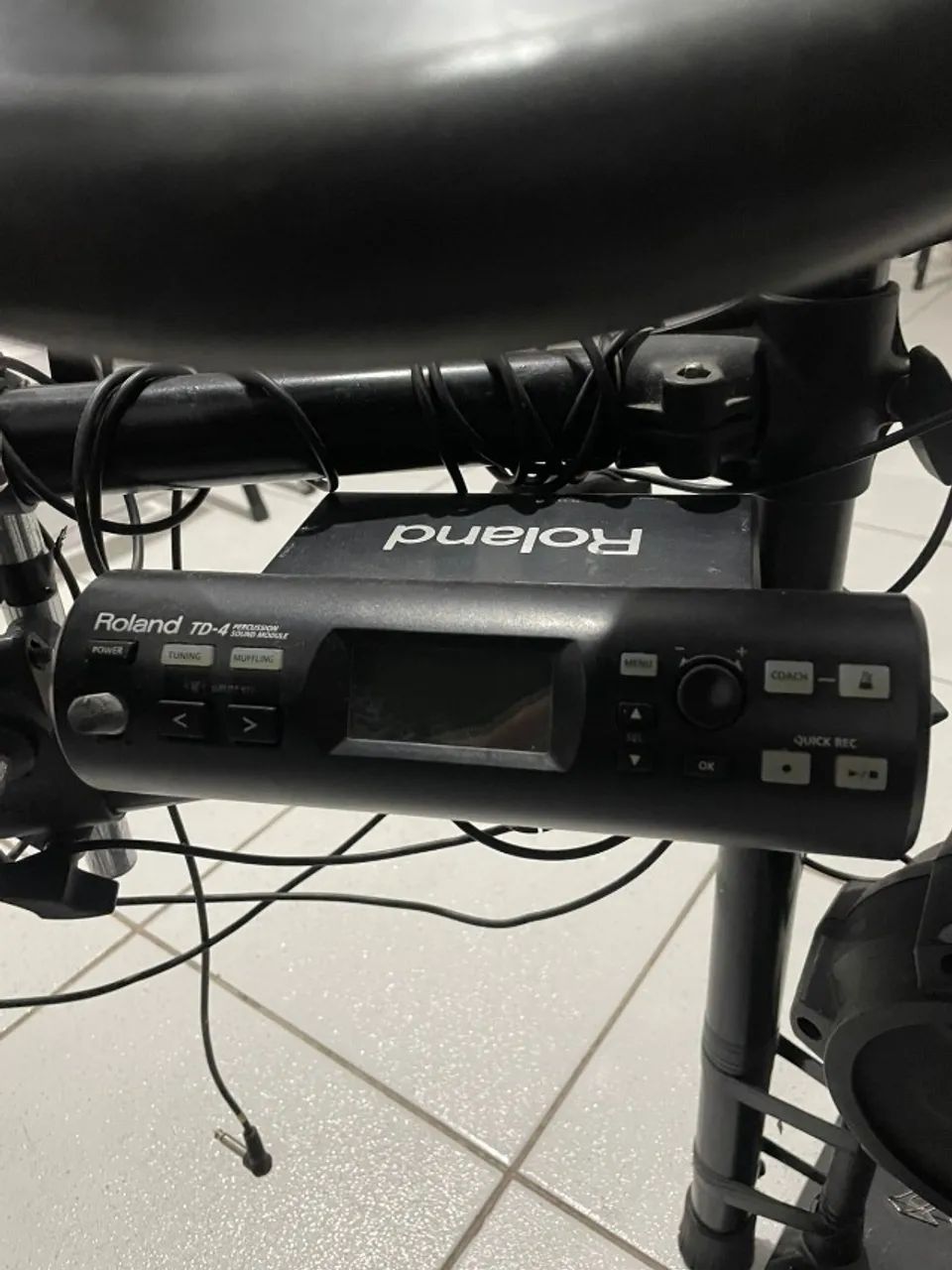 Bateria eletrônica Roland Td-4  - Foto 3