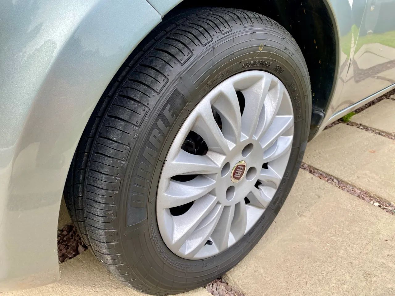 Fiat Idea Attractive 1.4 Fire Flex 8V 5P 2013 - Foto 5