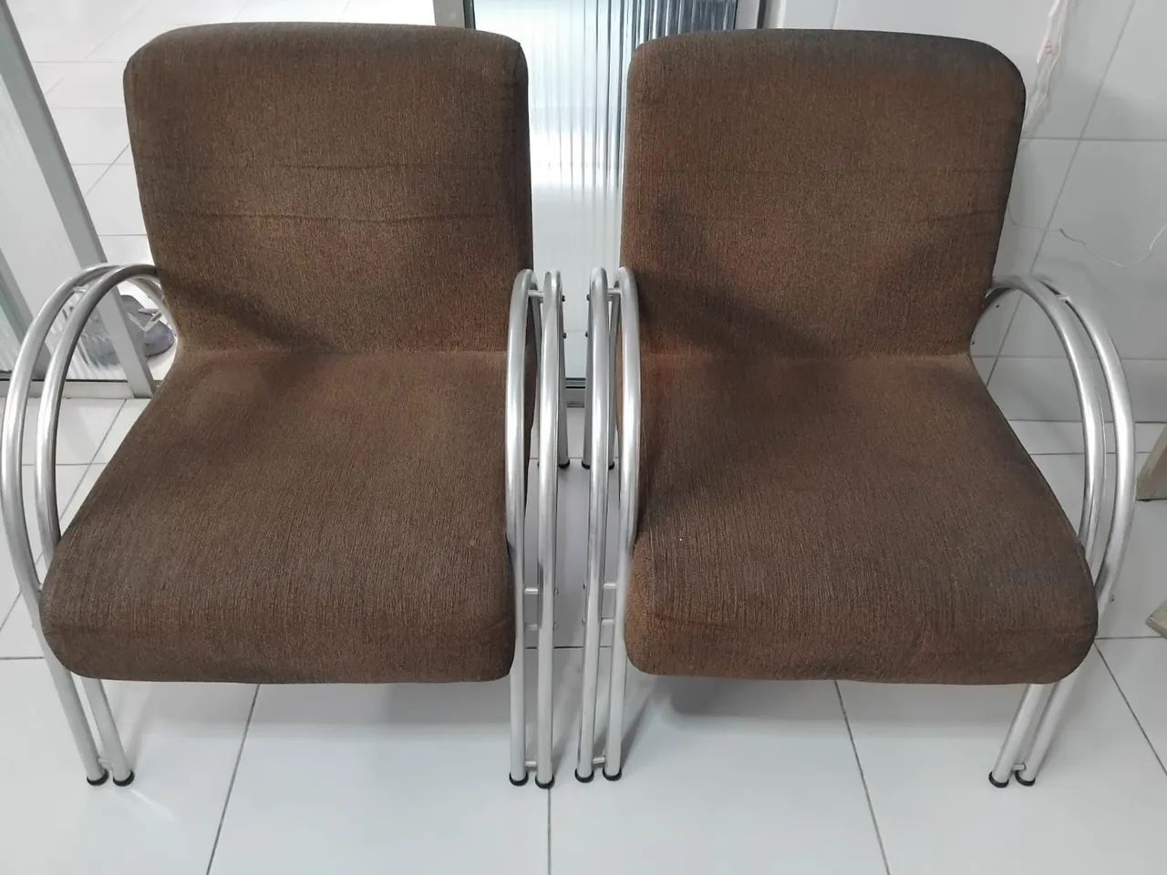 Poltronas de inox