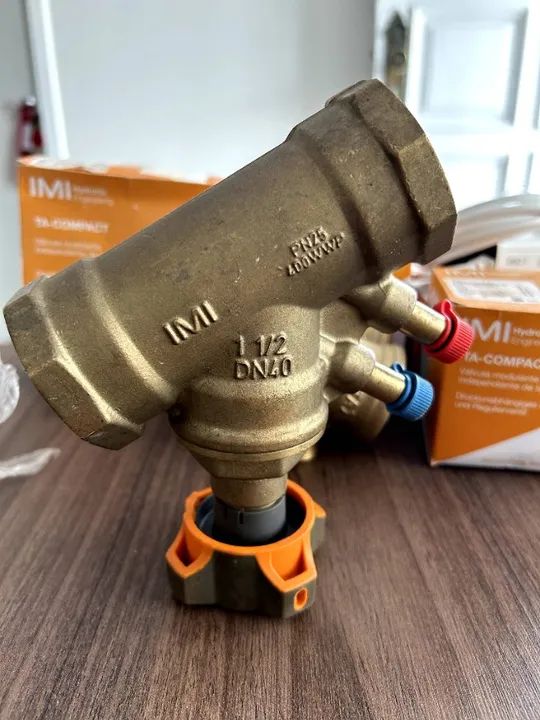 Válvula De Balanceamento Rosqueada De 1.1/2 Imi Hydronics