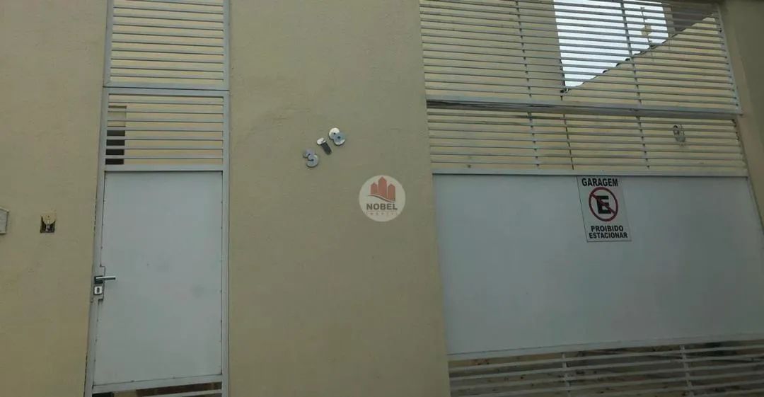 Casa comercial no Centro REF: 7117