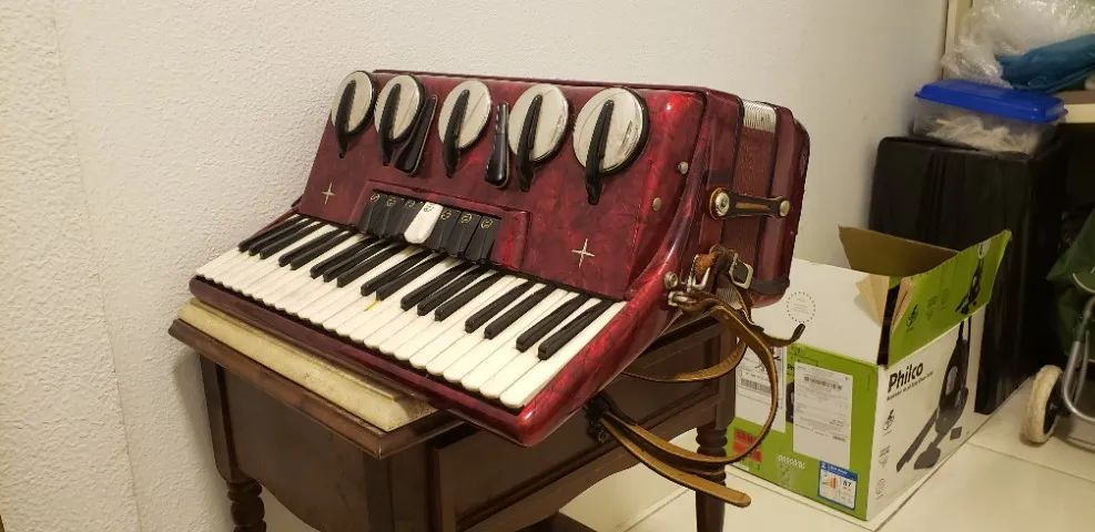 Sanfona / Acordeão / Acordeon Italiano Scandalli - Foto 4