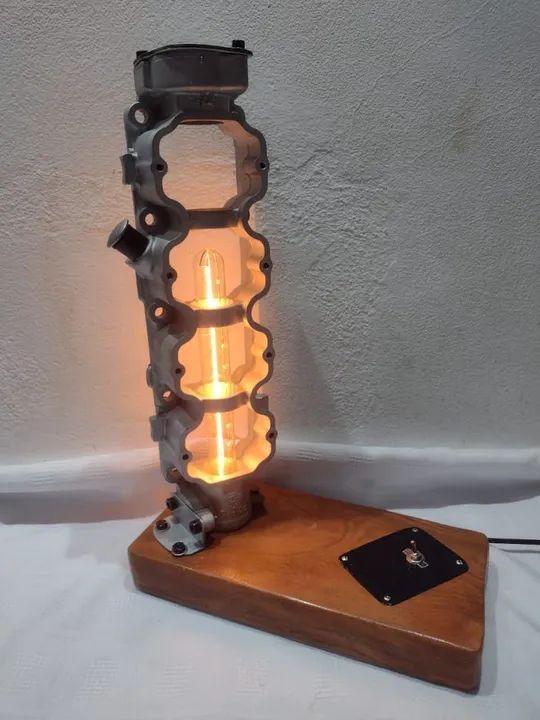 Luminária Industrial de Motor de Carro - Peça Única - Foto 4