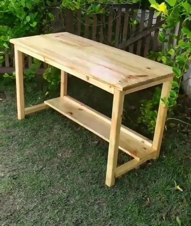 Mesa de madeira simples - Foto 3
