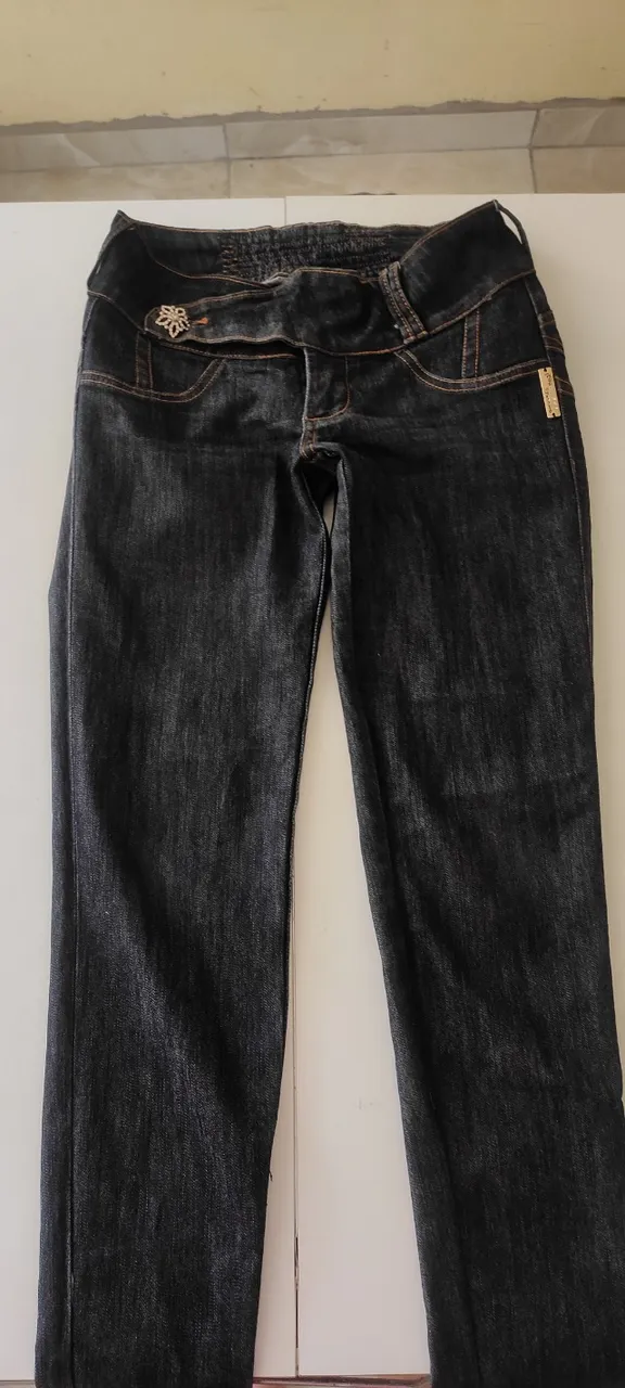Roupas seminovas