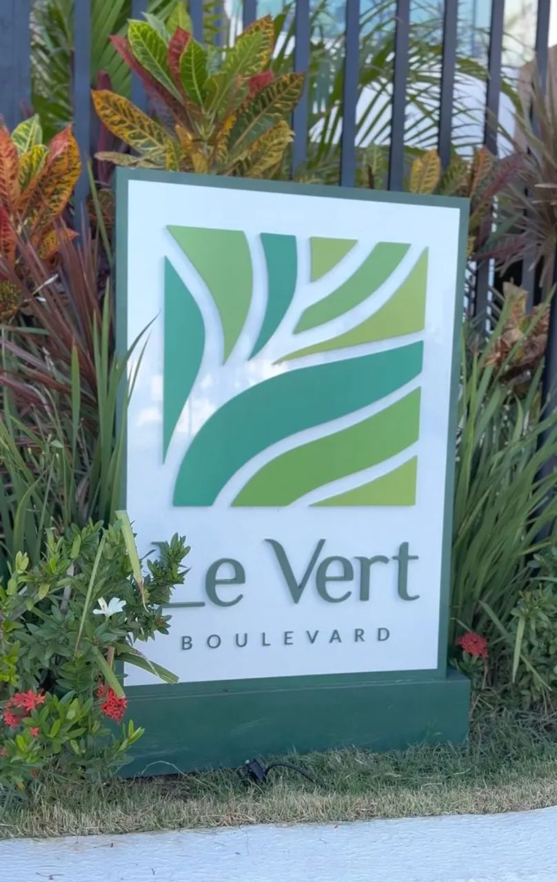 Ap. no Le Vert Boulevard (SOU O PROPRIETÁRIO) - 12° andar, leste/sul, 3/4 sendo 01 suíte