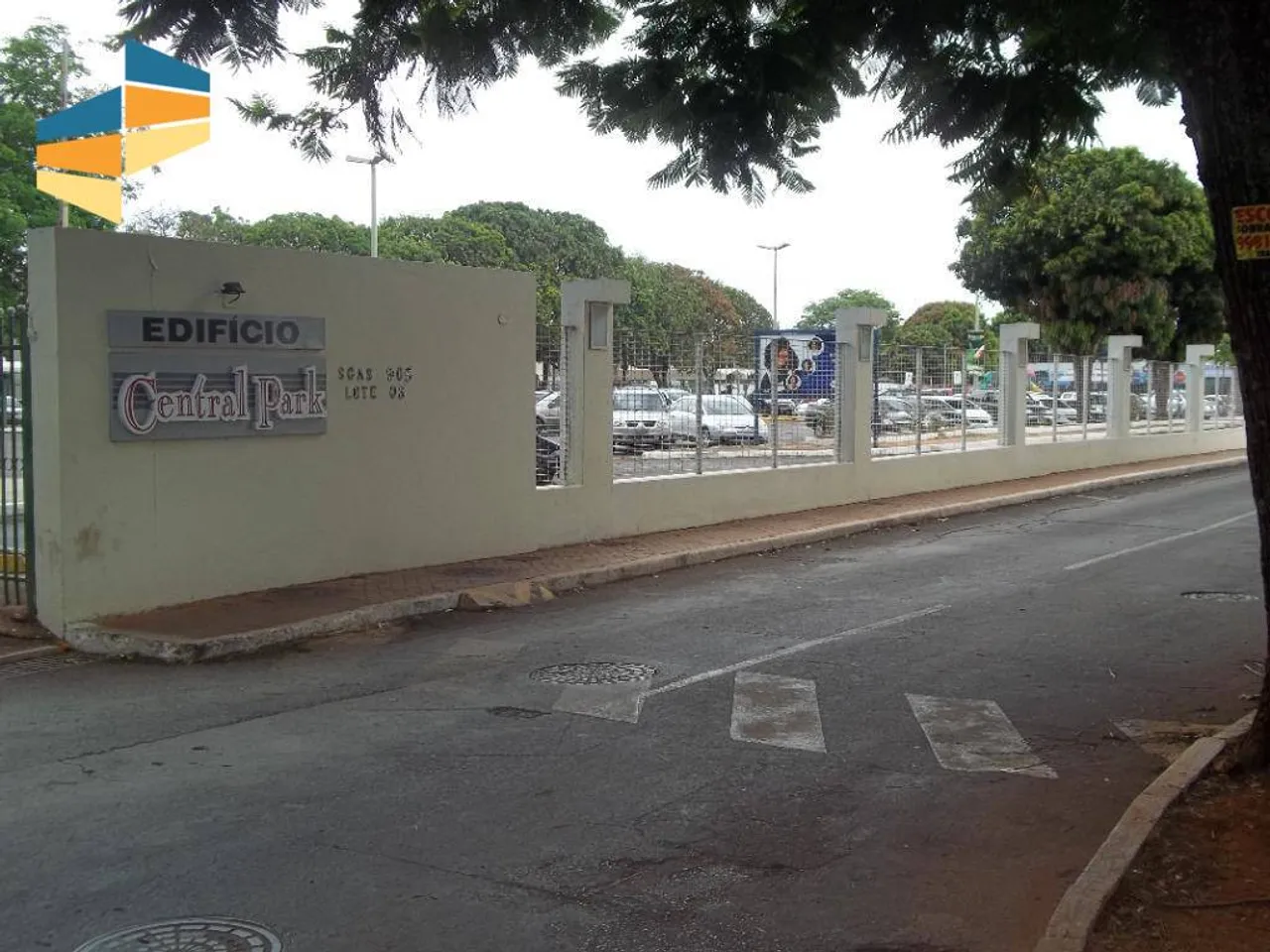Kitnet com 1 dormitório para alugar, 25 m² por R$ 2.415,15/mês - Asa Sul - Brasília/DF
