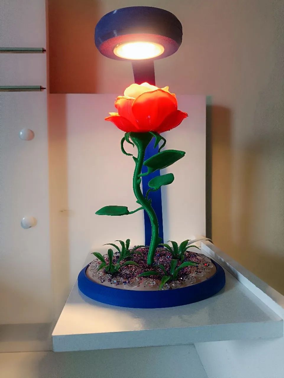 Luminária de Mesa em Formato de Rosa Encantada - Foto 5