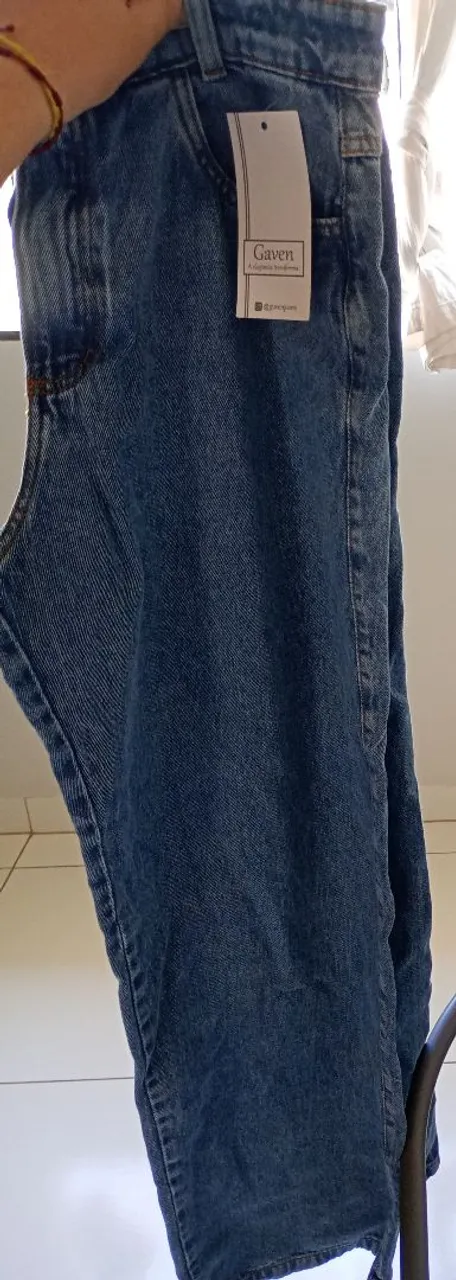 Calça Jeans Gaven Azul Modelo wid leg