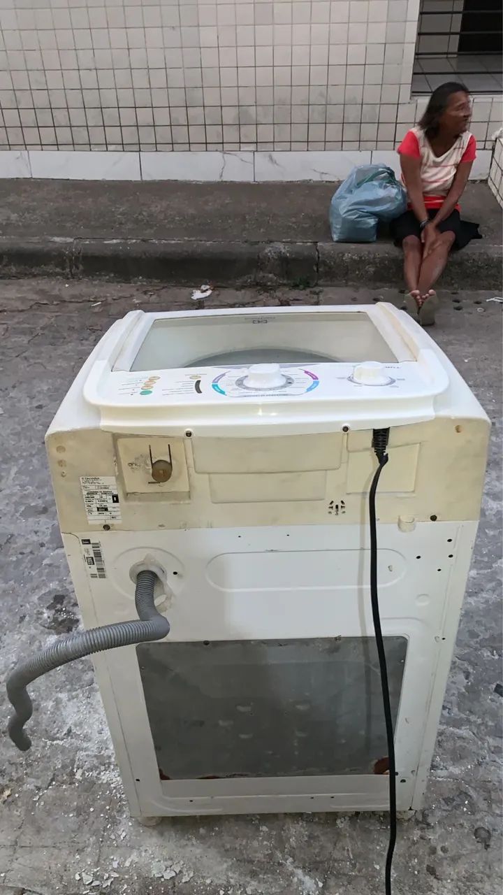 Máquina de lavar roupa Electrolux 64317476970113122