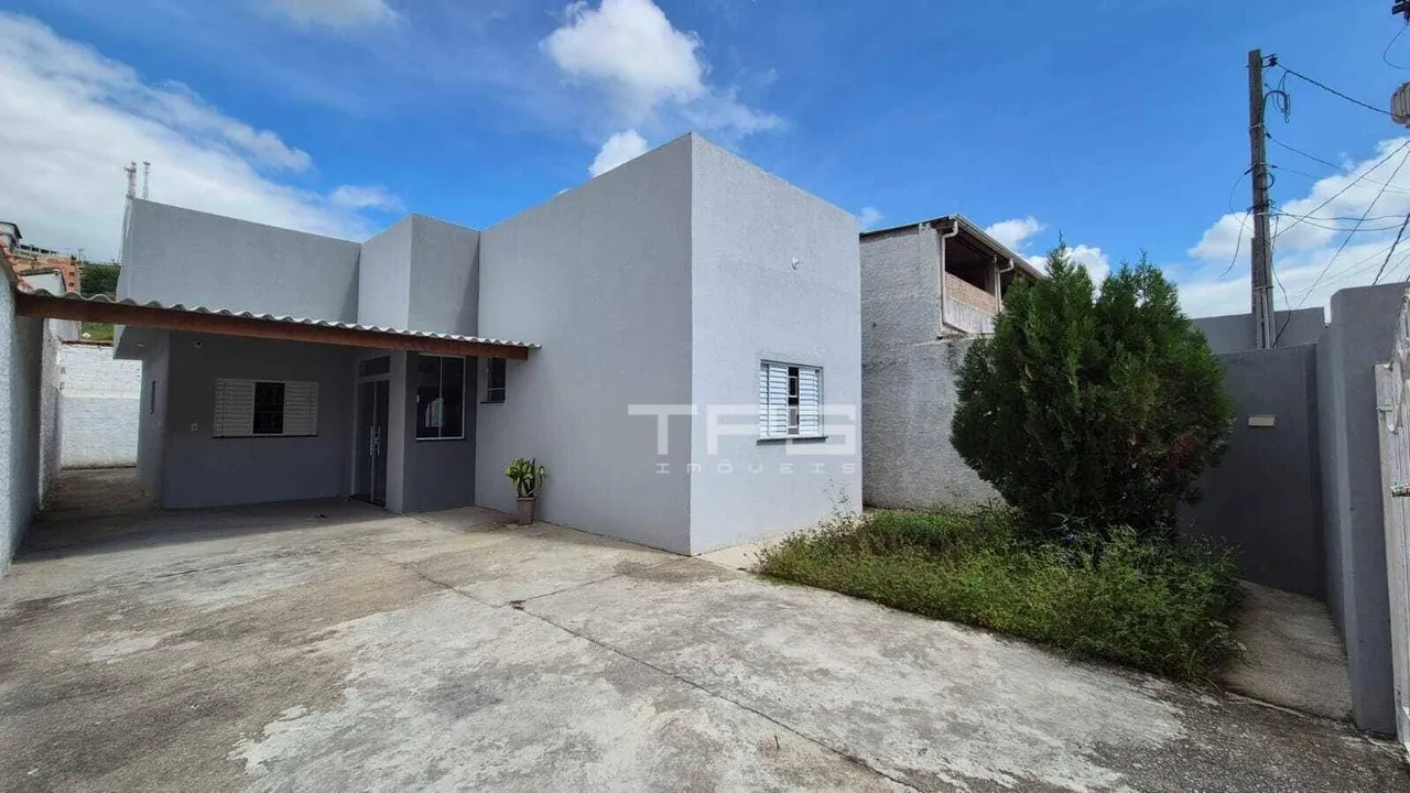 Casa com 3 dormitórios à venda, por R$ 500.000 - Itaguaçu - Aparecida/SP
