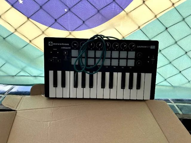 Launchkey mini 25 - Foto 2