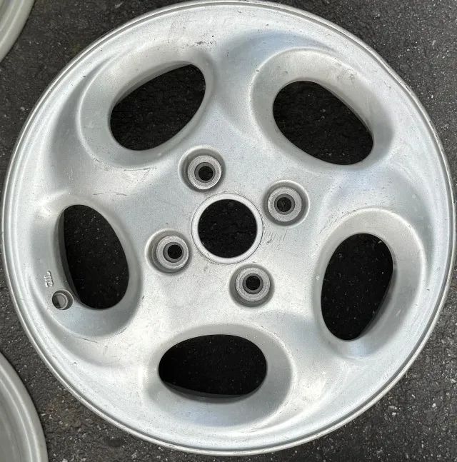 01 Roda Avulsa Aro 14 Peugeot 206 207 Quicksilver