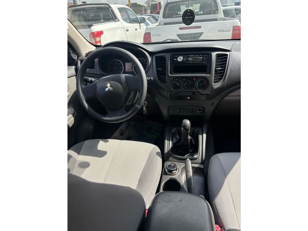 Mitsubishi L200 triton 2022 2.4 16v turbo diesel gl cd 4x4 manual - Foto 5