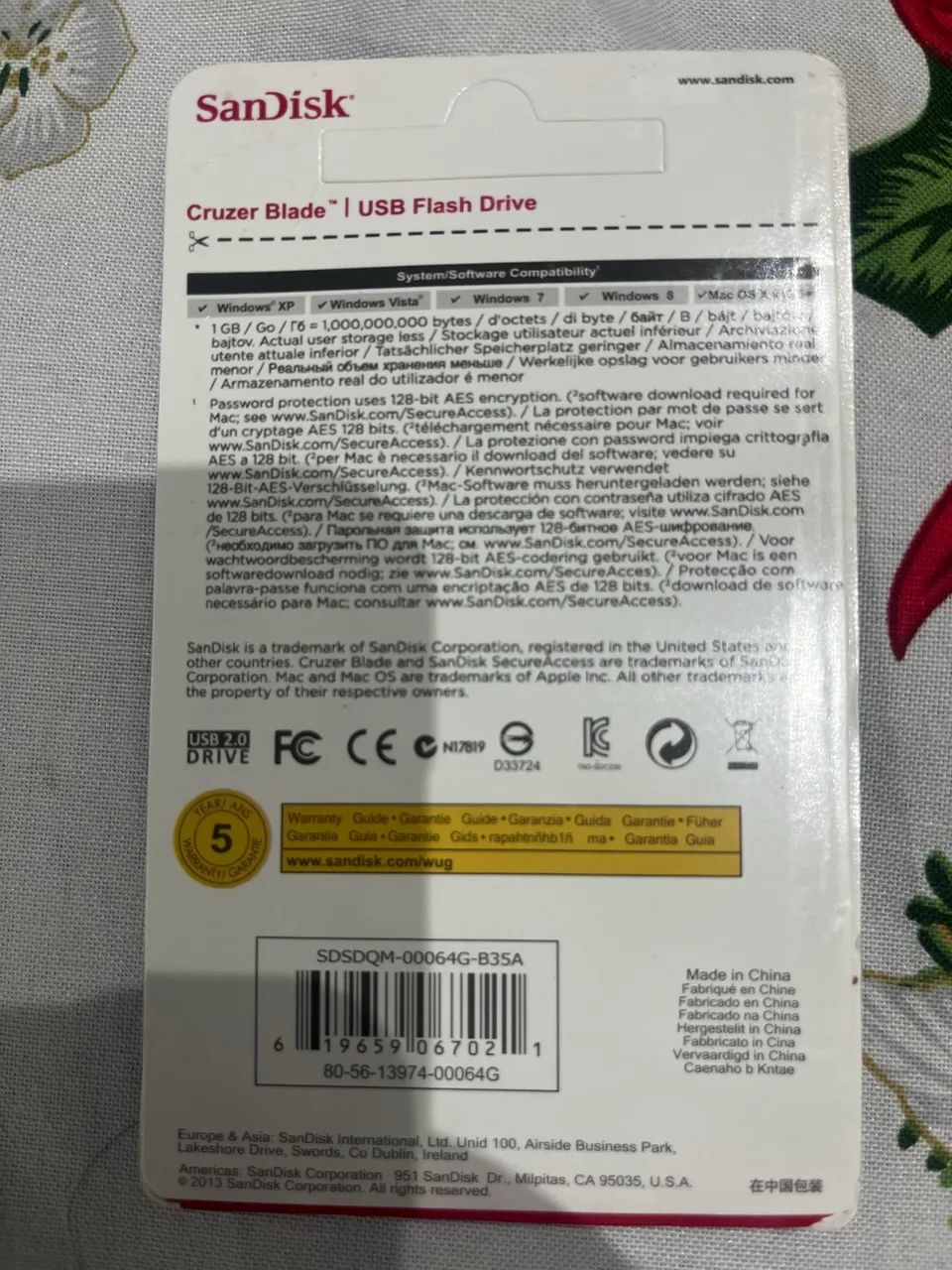 Pen drive 64 gigas64285879475714121