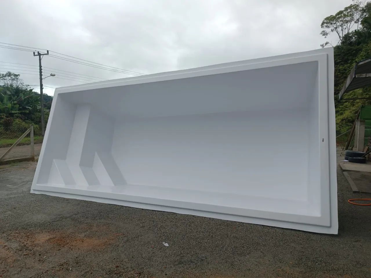 Piscina de fibra para área externa