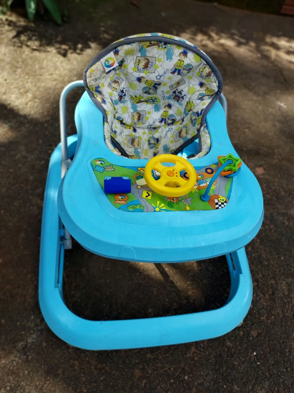 Andador Infantil com Atividades