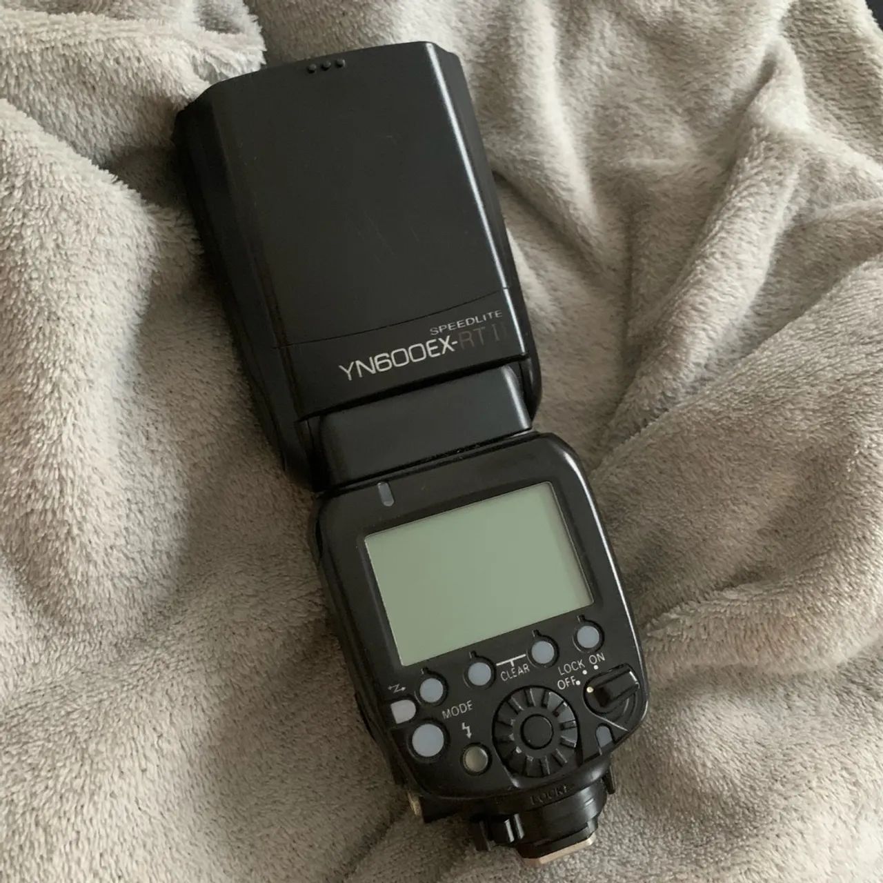 Flash Yongnuo YN600EX-RT para Canon