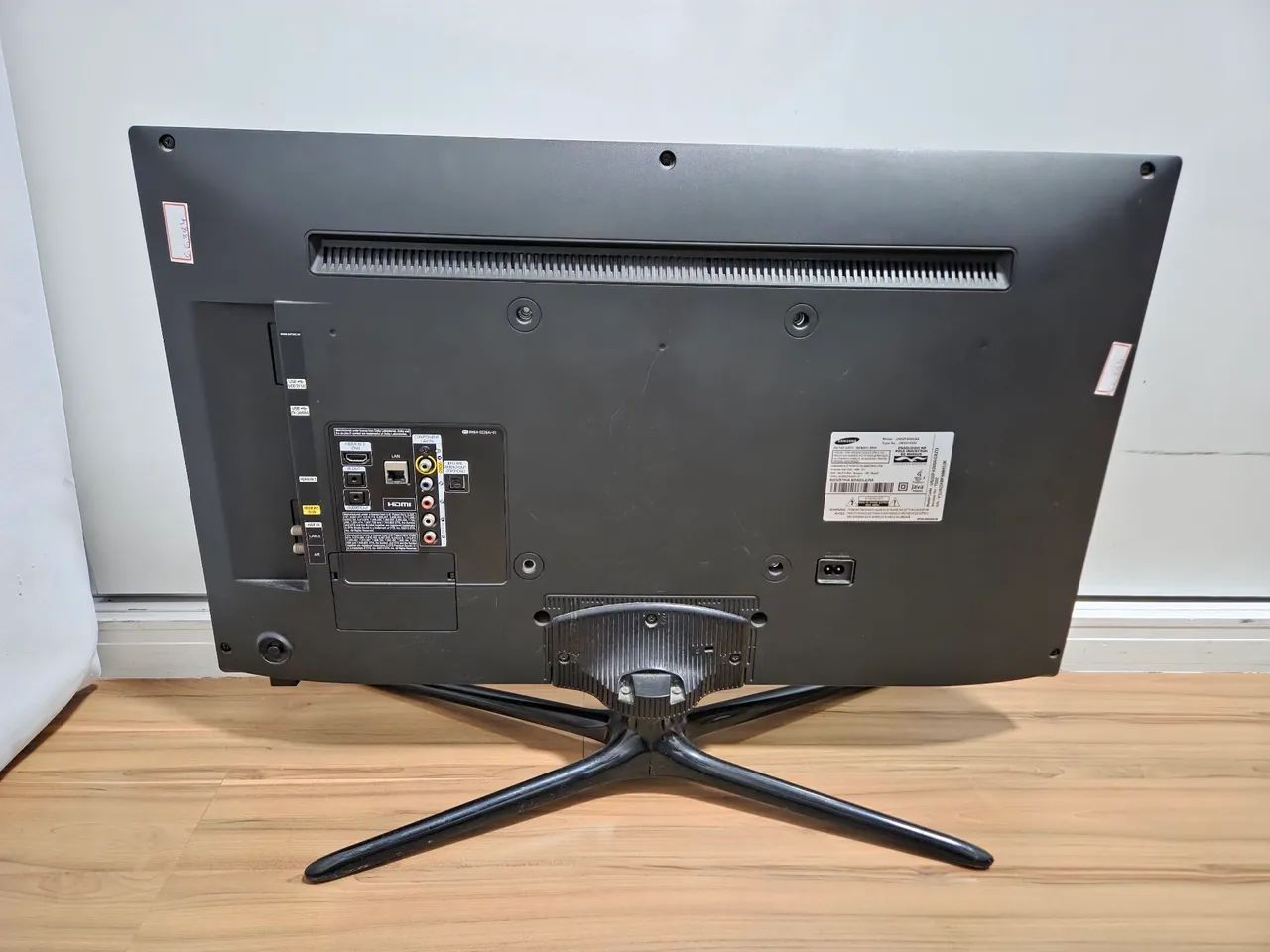 SAMSUNG TV SMART 32 polegadas com Placa de Vídeo NOVA - Foto 3