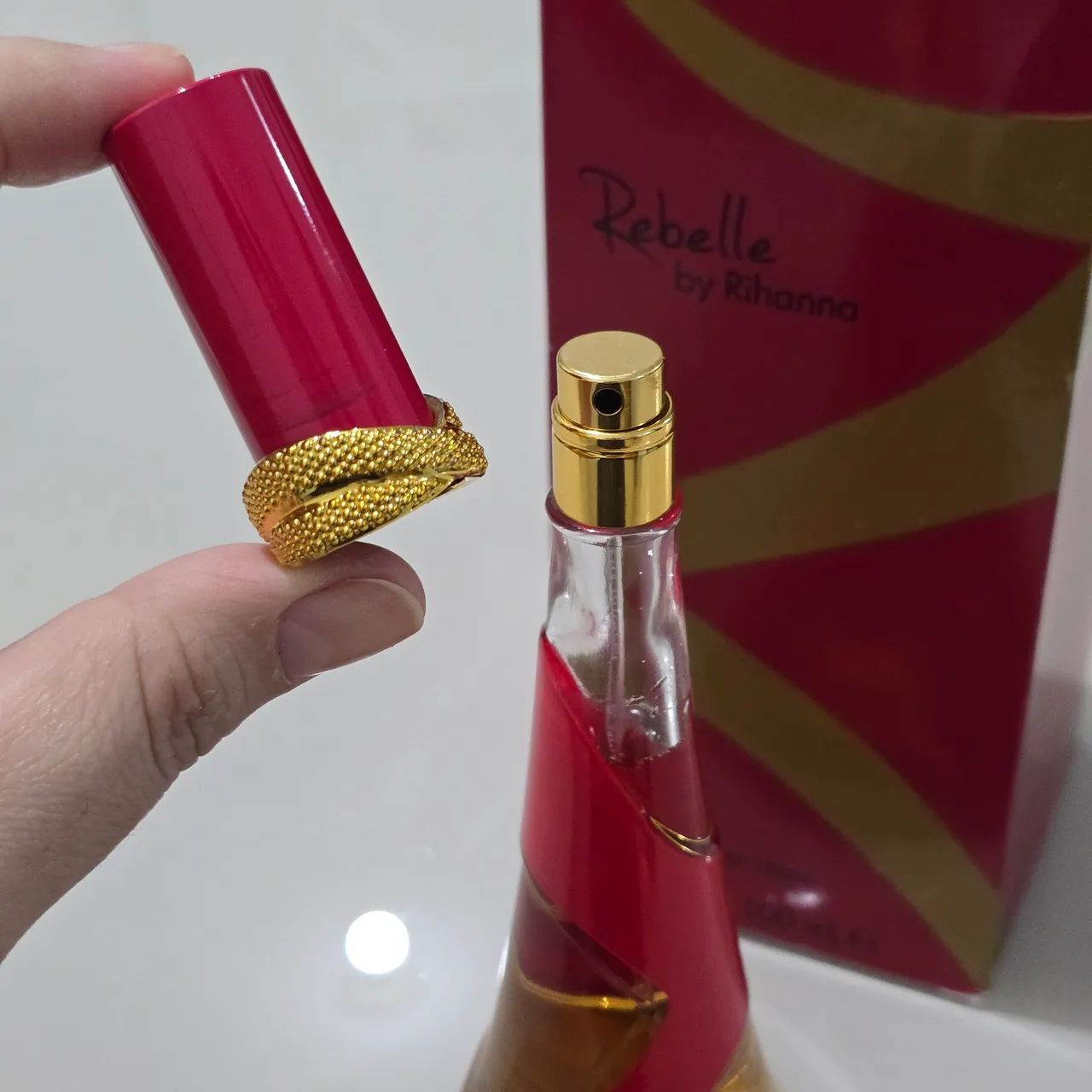 Perfume Rebelle Rihanna 100 ml - Foto 4