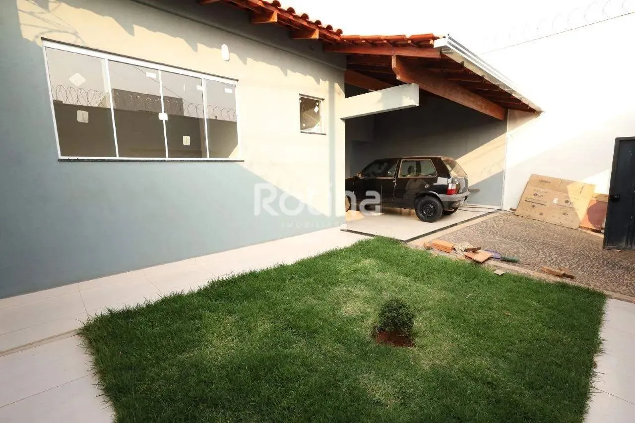Casa à venda, 3 quartos, Santa Rosa - Uberlândia/MG - Rotina Imobiliária