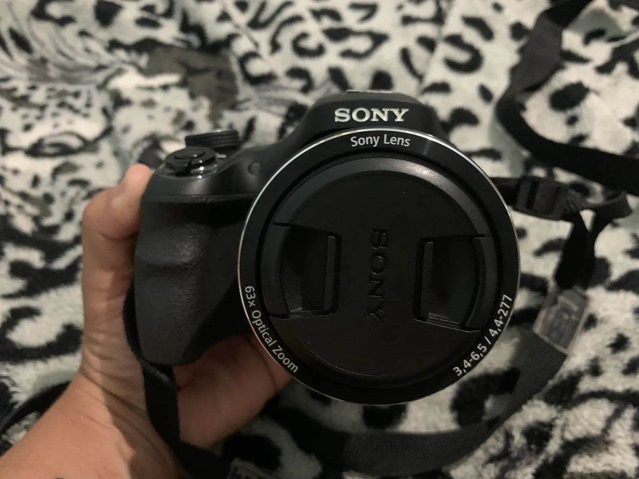 Vendo câmera fotográfica Sony - Foto 3