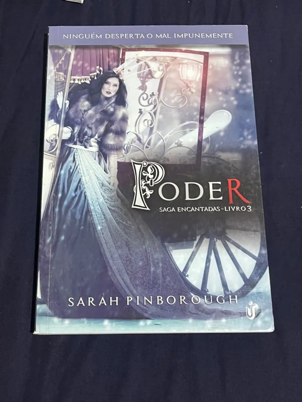 Coleção Saga Encantadas - Sarah Pinborough - Foto 4