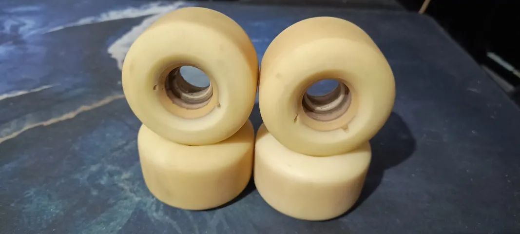 Rodas de Skate Moska 62 mm 90A Bowl & Banks Edição Limitada