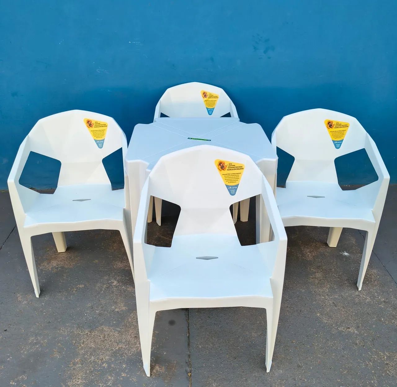 Jogo de mesa com poltrona Diamond 182kg - Foto 2