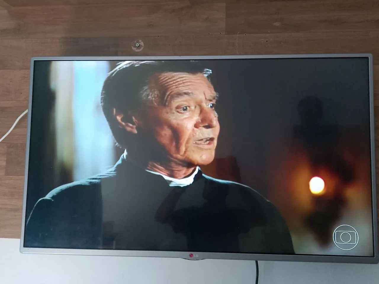 TV LG smart de 42 polegadas no precinho pra hoje  - Foto 4