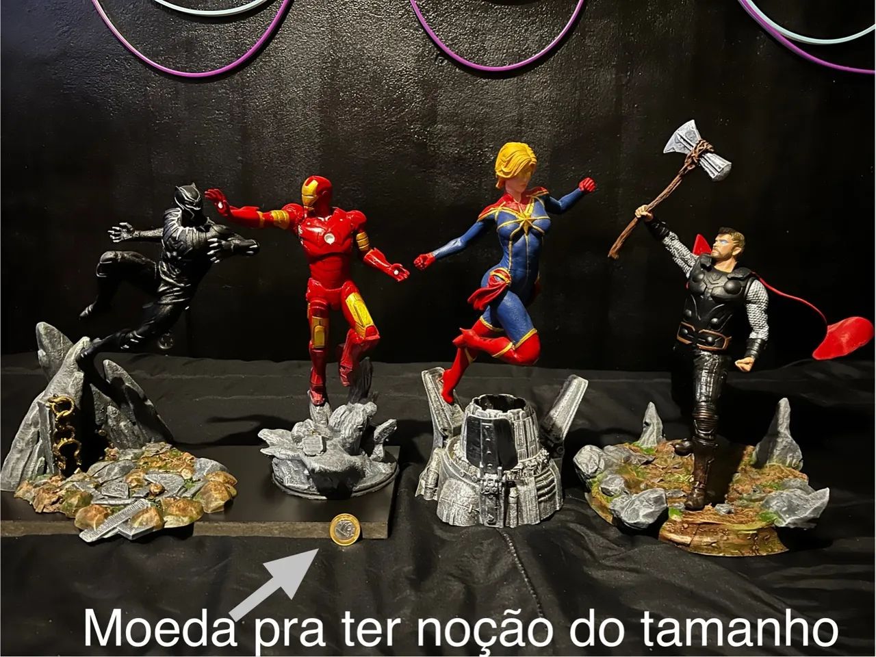 Lote 4 Vingadores 3D Marvel: Black Panther, Homem de Ferro, Capitã Marvel e Thor
