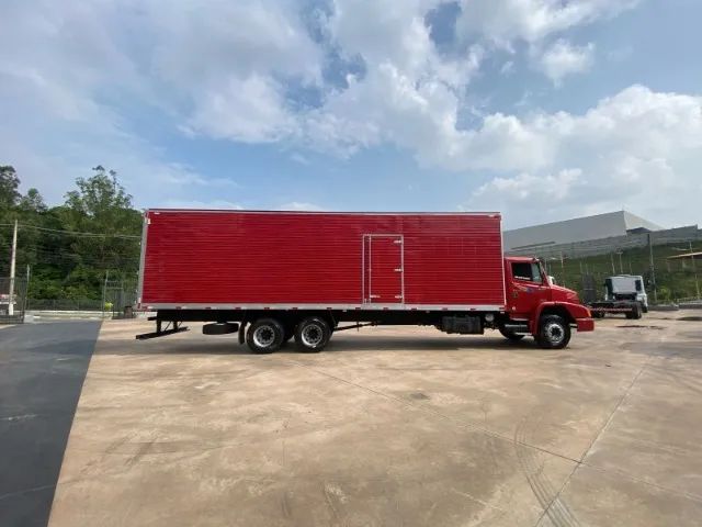 Mb L1620 Ano 2009 Bau 10,40 Metros Motor Novo Na Garantia - Foto 8