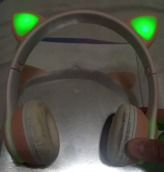Fone bluetooth RGB gatinha  - Foto 3