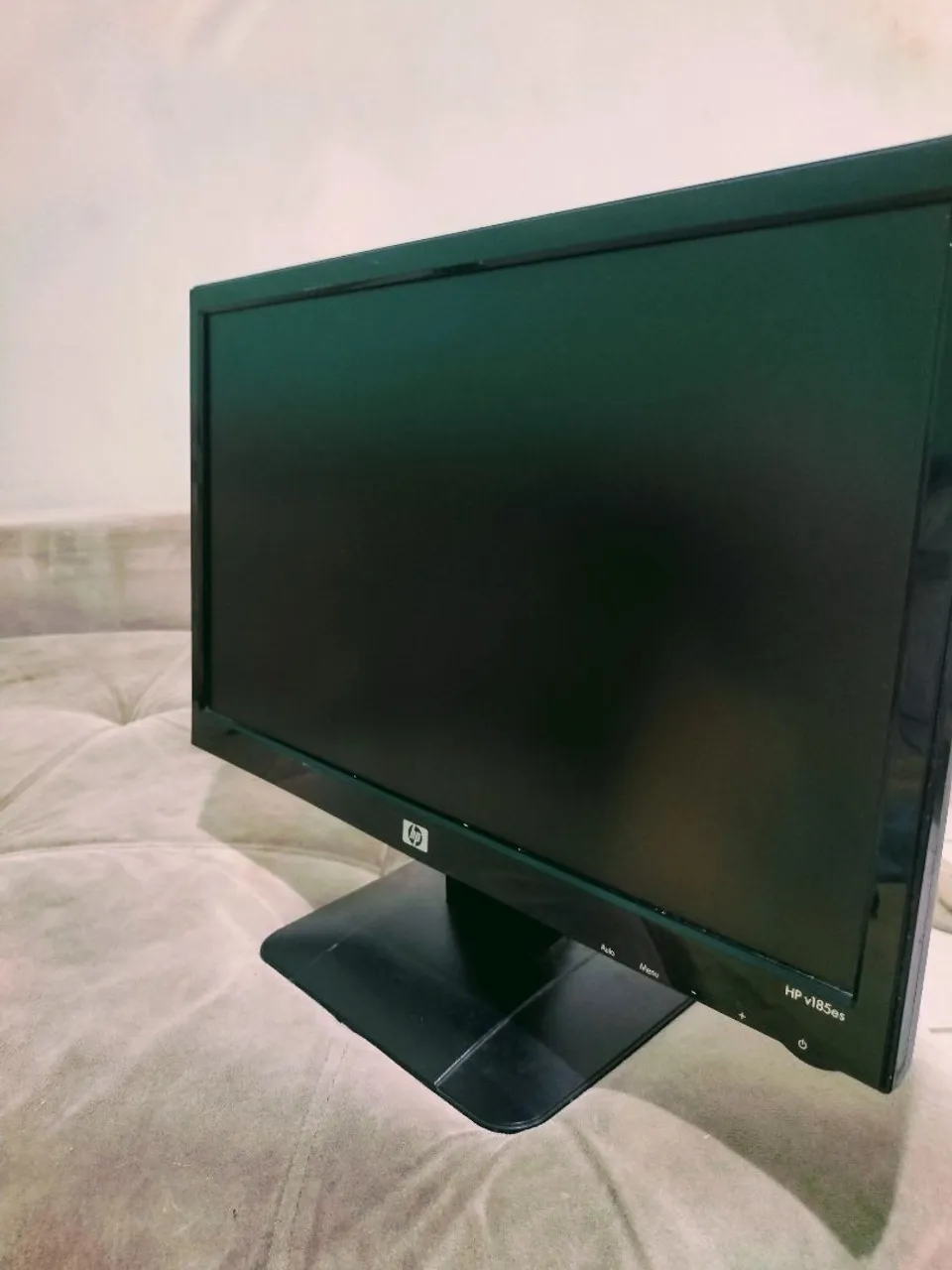 Monitor HP V185es