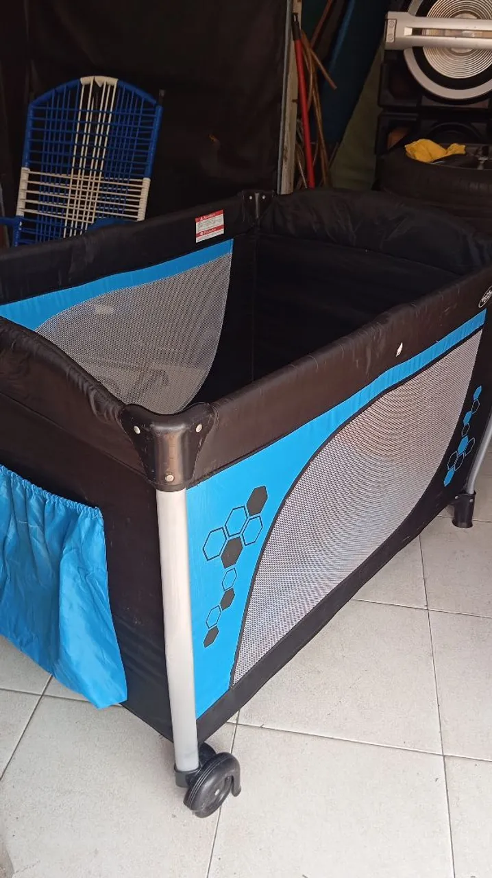 Cercadinho de bebê com design moderno