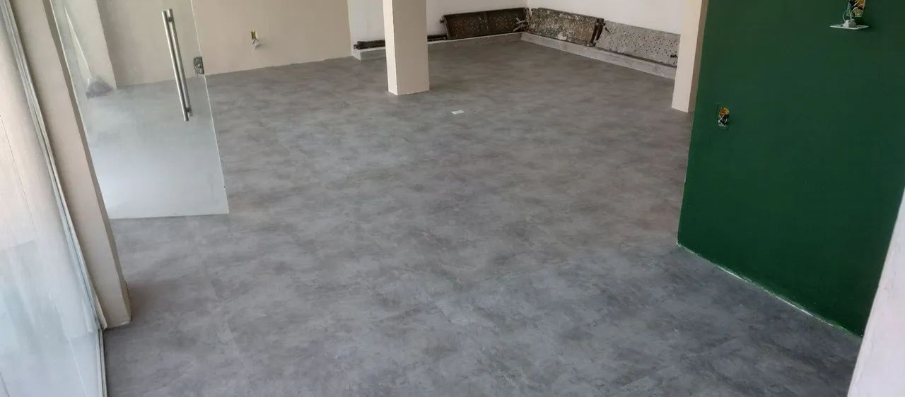 Piso vinílico e rodapé ( instalação ) - Foto 5