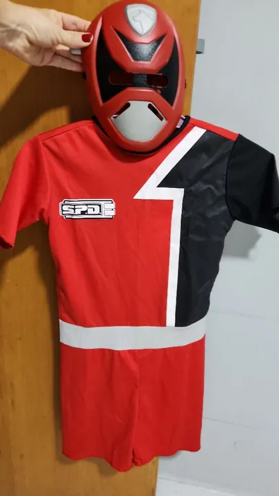 Fantasia Power Rangers SPD Vermelha - Tamanho M
