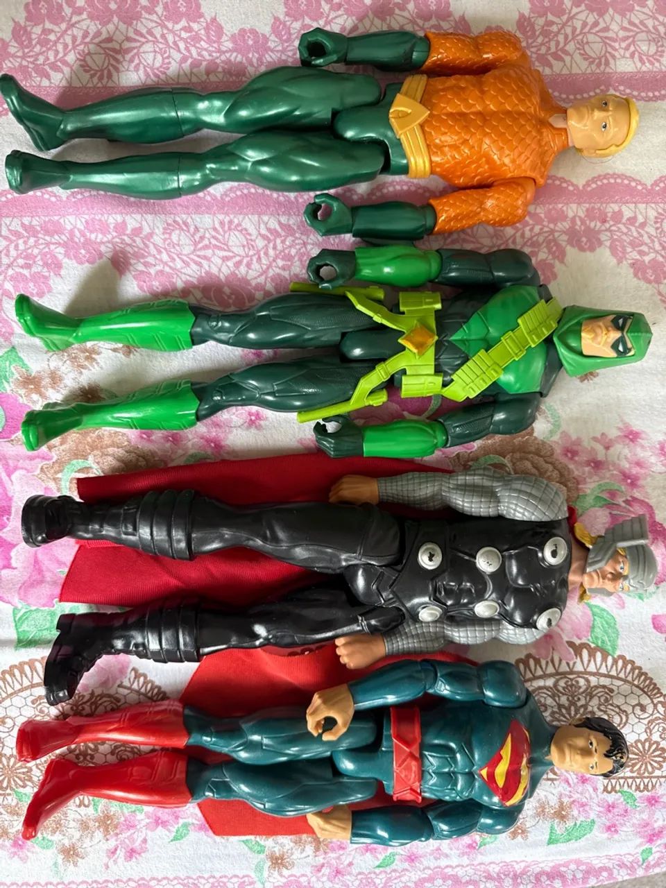 Bonecos de Heróis - Aquaman, Arqueiro Verde, Thor e Superman