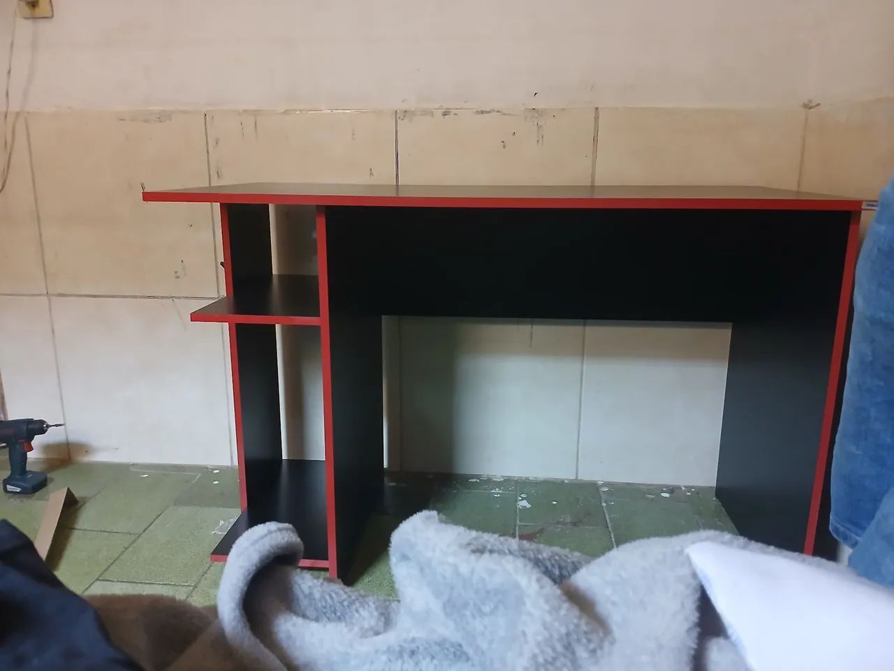 Mesa de Computador na Promoção  - Foto 4