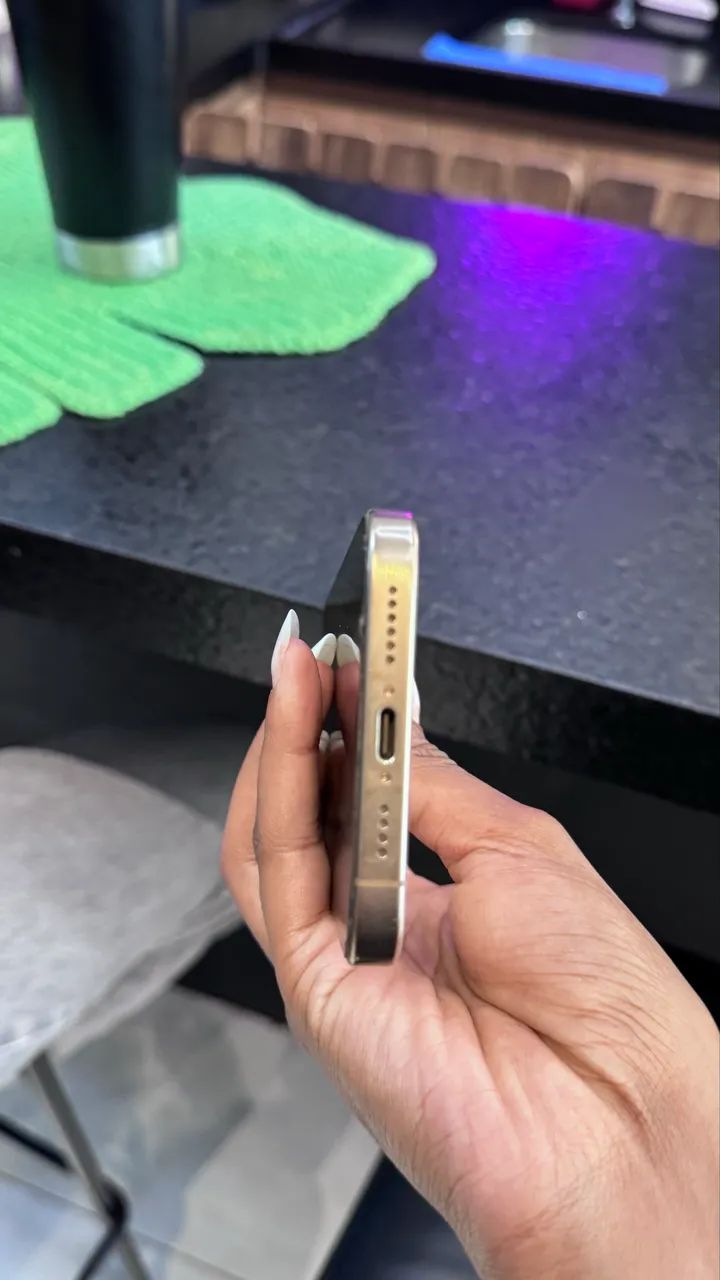 IPHONE 16 PRO MAX  - Foto 4