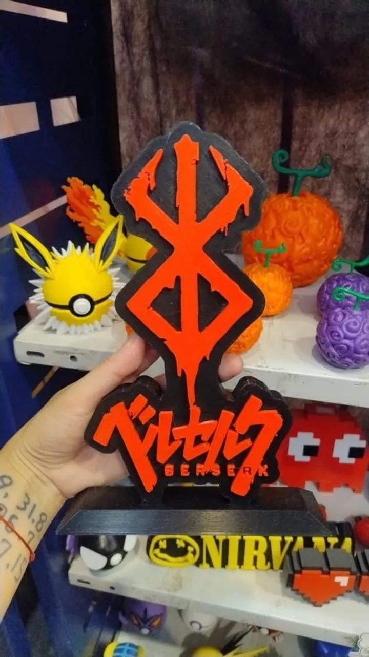 Totem Berserk - NerdDog Store - Guts Griffith Casca Black Swordman Anime Geek - Foto 3