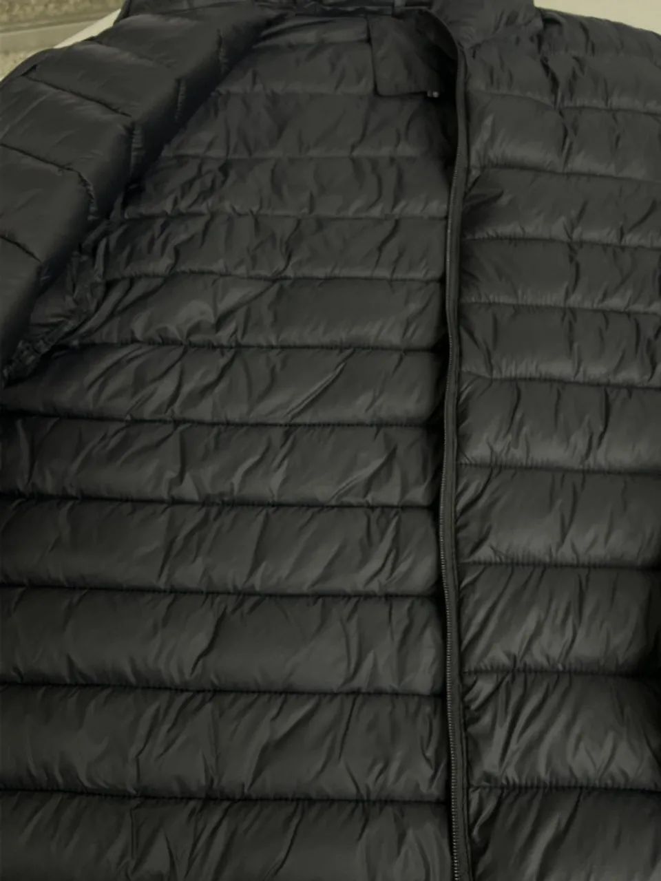 Jaqueta puffer preta tamanho G - Foto 3