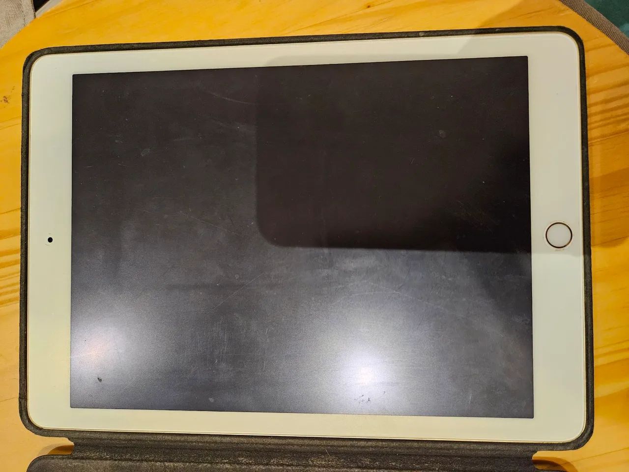 Ipad 2 128g com capa  original e pelicula fosca. - Foto 3