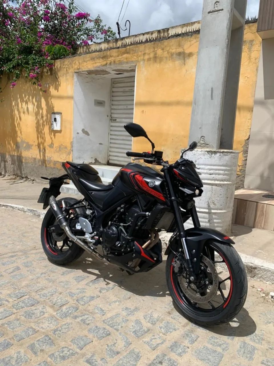 YAMAHA Mt03 2024 preta - Foto 2