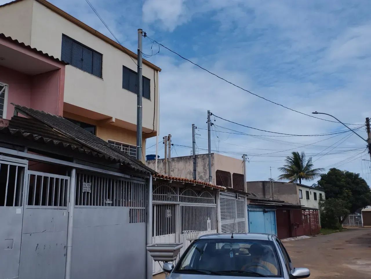 Sobrado c/ 2 residências. - Foto 2