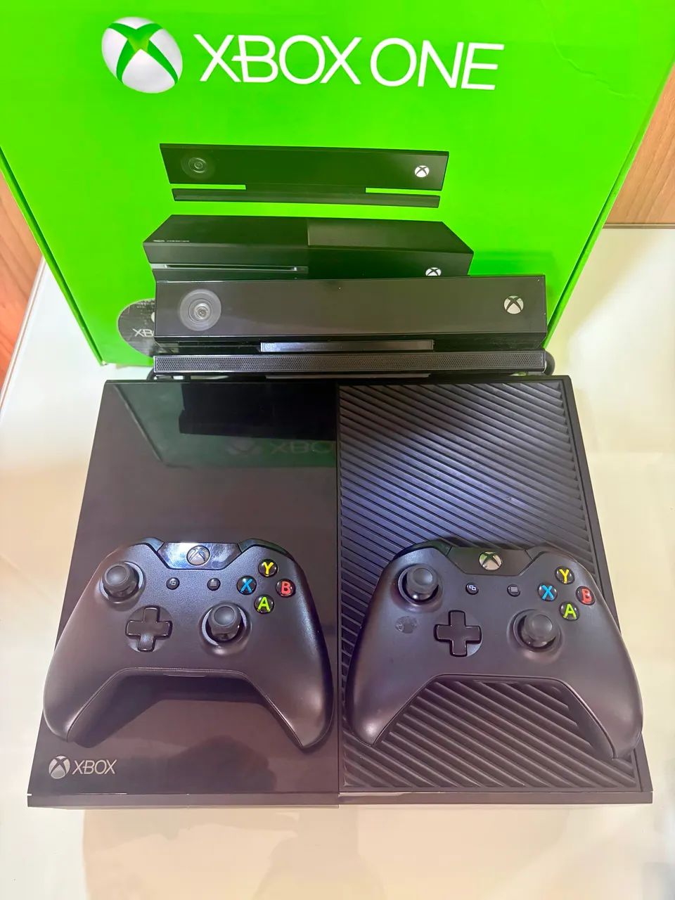 Xbox One Fat com Kinect + 2 Controles + Caixa Original ? Completo e Conservado! - Foto 2